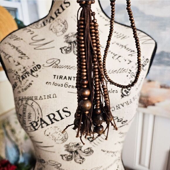 New Wood Beaded Tassel Detail Lightweight Statement Necklace. 24" - Picture 13 of 15